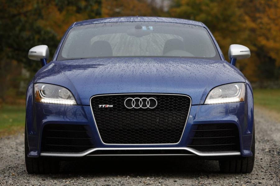  Audi TT RS Coupe (8J) 2011 года  (NA) (фото 9 из 39)